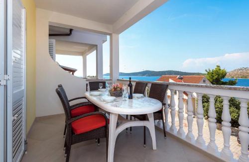 Grebastica Apartment | Apartments Gulin