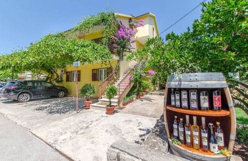 Vrboska Apartment | Apartments Anita (33431-A4) - Vrboska - island Hvar