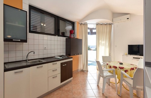 Jadranovo Apartment | Apartments Ilija Njavro - One Bedroom Apartment with Terrace and Sea View