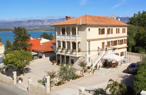 Soline Apartment | Apartments Ivanka (64111-A1) - Soline - island Krk