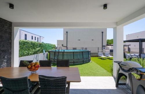 Sikici Apartment | Apartments Ivana