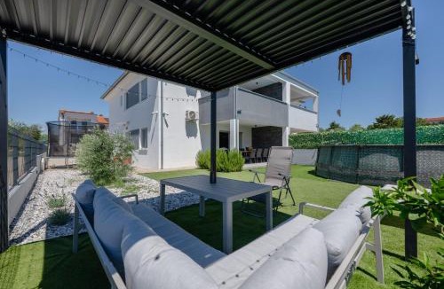 Sikici Apartment | Apartments Ivana