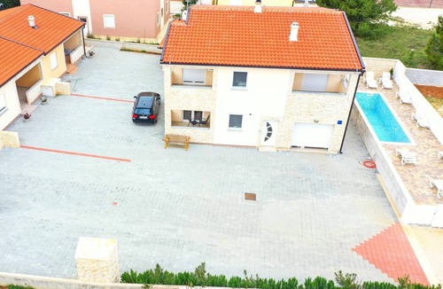 Vir Apartment | Apartments Ivka, (14511), Vir, hr