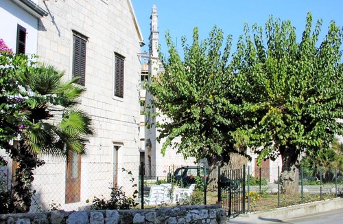Cove Rogacic Apartment | Apartments Ivo, (12777), Vis, Croatia