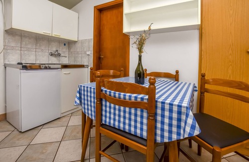 Podglavica Apartment | Apartments Jakoubek (10621-A6) - Rogoznica