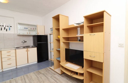 Blato Apartment | Apartments Karbuni By The Sea - Two Bedroom Apartment with Terrace and Sea View - (A1)