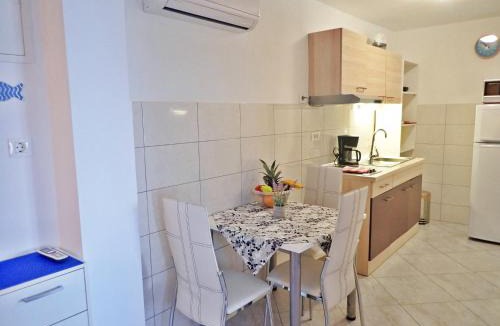 Baric Draga Apartment | Apartments Lilly by the sea