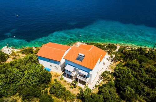 Veliki Drvenik Apartment | Apartments Loncar
