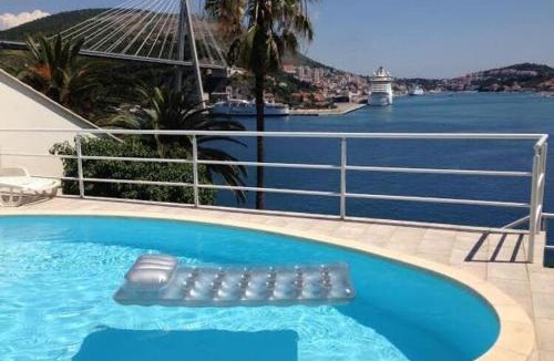 Lozica Apartment | Apartments Lozica - Studio Apartment with Terrace and Sea View