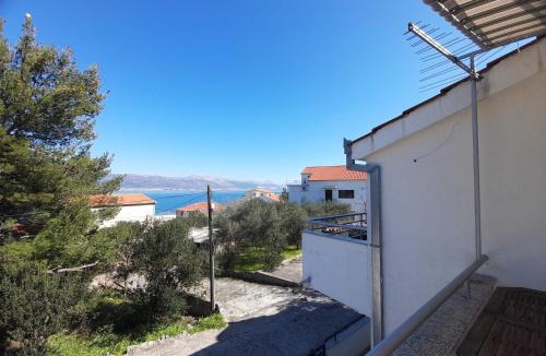 Arbanija House | Apartments Lucija 2 min walk to the beach