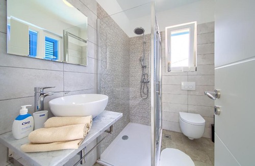 Salatic Apartment | Apartments Mali Nono