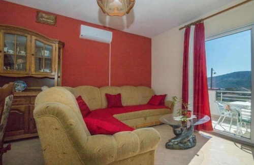 Vinisce Apartment | Apartments Mari