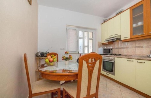 Vinisce Apartment | Apartments Mari
