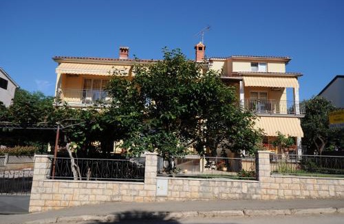 Spadici Apartment | Apartments Maria