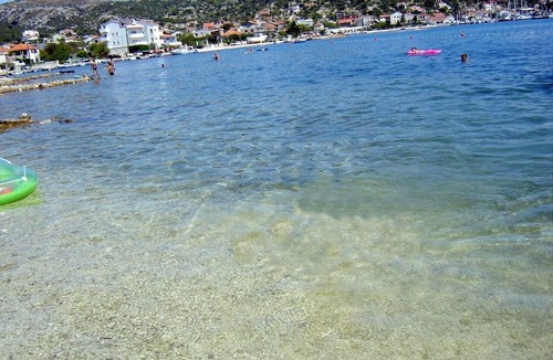 Vinisce Apartment | Apartments Mirko, (11848), Vinišće, hr
