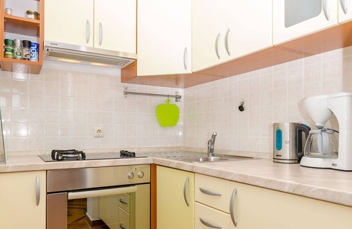 Pokrivenik Apartment | Apartments Mrvelj (100301-A2) - Gdinj - island Hvar