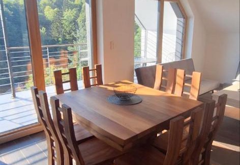 Skofljica Apartment | Apartments near Ljubljana, Sleeps 10, Free Parking