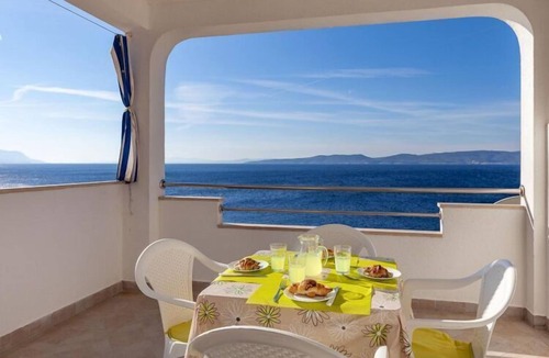 Pisak Apartment | Apartments Nena (ST) - One Bedroom Apartment with Balcony and Sea View (A1)