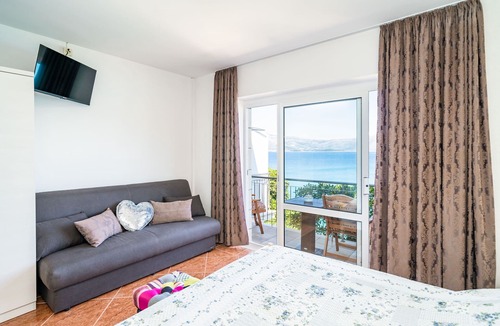 Lumbarda Apartment | Apartments Nikolina (LU) - Studio with Sea View (3 Adults)