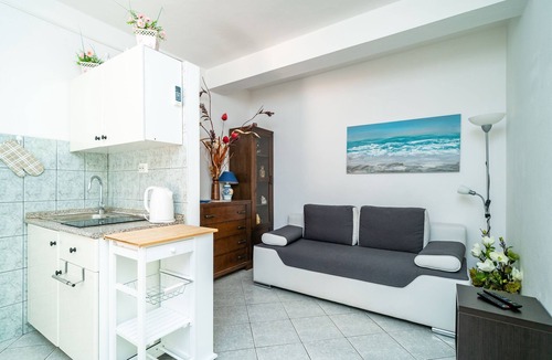 Lumbarda Apartment | Apartments Nikolina (LU) - One-Bedroom Apartment with Balcony