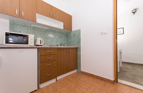 Okrug Gornji Apartment | Apartments Pero (55271-A3) - Okrug Gornji (Ciovo)