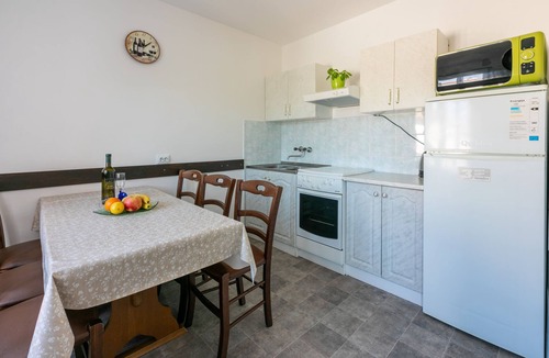 Jadranovo Apartment | Apartments Ratko