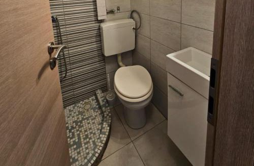 Donji Karin Apartment | Apartments Robi & Kristina - Studio Apartment with Terrace S1