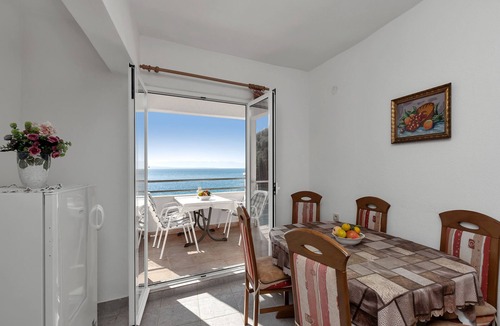 Bogomolje Apartment | Apartments Robinzon Nikola (83741-A2) - Bogomolje