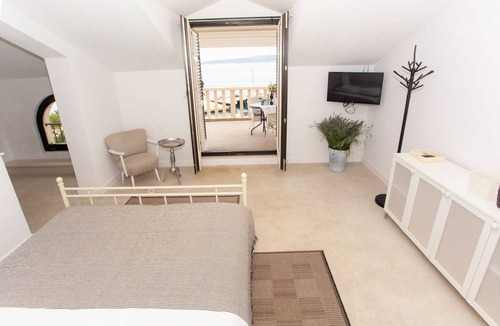 Brela Apartment | Apartments & Room Vesna - Studio Apartment with Terrace and Sea View