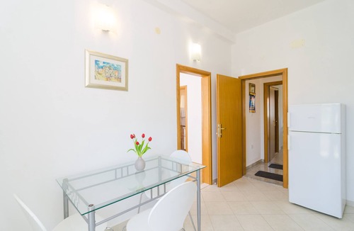 Kupari Apartment | Apartments & Rooms Barišić - Studio Apartment with Balcony and Garden View