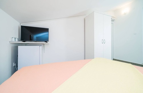 Kupari House | Apartments & Rooms Barišić - Double Room with Patio and Garden View