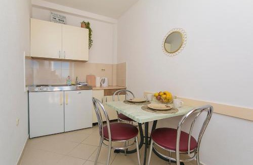 Zelenka House | Apartments & Rooms Beus