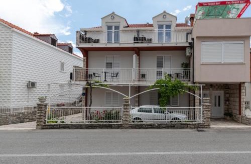 Zupa dubrovacka Apartment | Apartments & Rooms Boksic