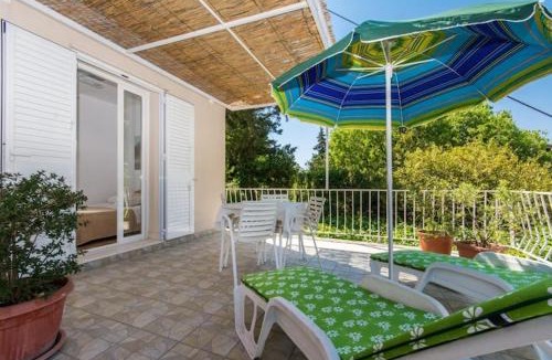 Srebreno Apartment | Apartments & Rooms Jokovic- Deluxe Double Room with Terrace and Partial Sea View SOBA 3
