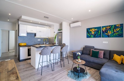Zupa dubrovacka Apartment | Apartments Sandito - Superior One Bedroom Apartment with Balcony and Sea View