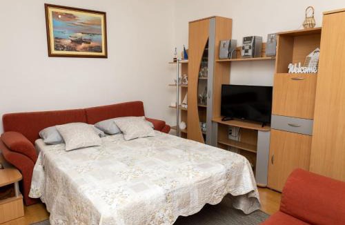 Prigradica Apartment | Apartments Sea Line - Two Bedroom Apartment with Terrace and Sea View