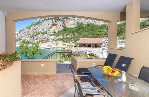 Zastrazisce Apartment | Apartments Serzane