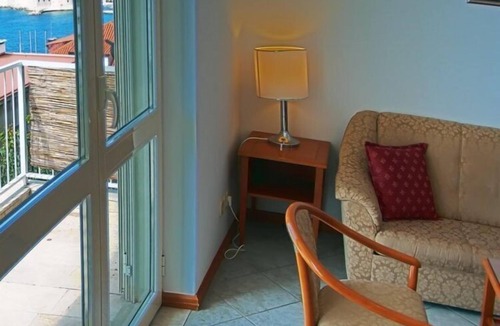 Dubrovnik Apartment | Apartments Sipa - Comfort Two Bedroom Apartment with Balcony and Sea View (Apartman B)