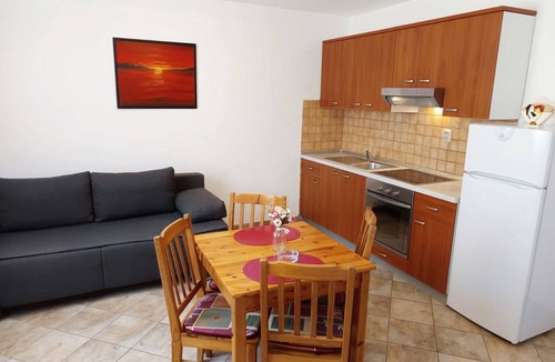 Medulin Apartment | Apartments Snježana, (15027), Medulin, hr