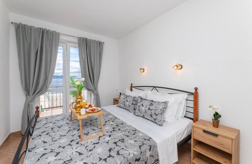 Sutivan Apartment | Apartments Tino- Two Bedroom Apartment with Terrace and Sea View