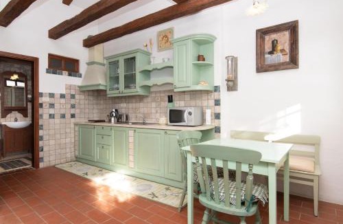 Sezana House | Apartments Valentinus 1800