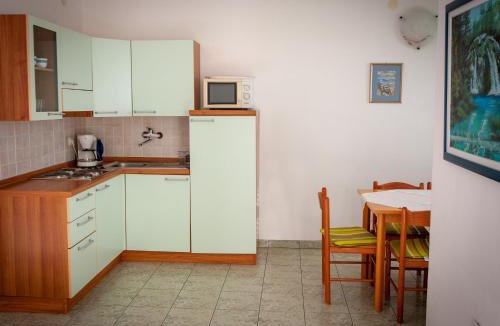 Mandre Apartment | Apartments Villa Ana 1