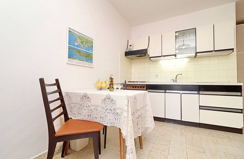 Zrnovo Apartment | Apartments Villa Cebalo Korčula - Two Bedroom Apartment with Terrace and Sea View LANA