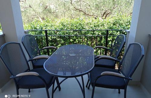 Sveti Filip i Jakov Apartment | Apartments Vodopija 300m to the beach