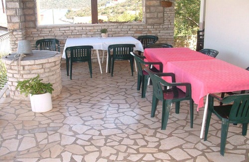 Maslinica Apartment | Apartments ZB (10175-A2) - Maslinica