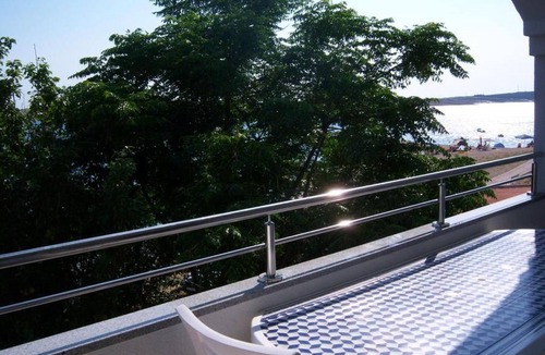 Vidalici Apartment | Appartement "Tomi" mit Blick auf das Wasser by Interhome