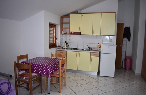 Biograd na Moru Apartment | Apts Šime Soline- Two bedroom apartment with garden view balcony