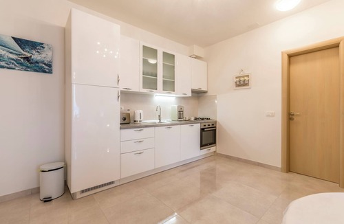 Znjan Apartment | Aquamarine Apt, Pool & Sea View in Belo Horizonte