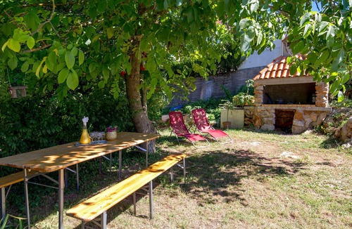 Zlobin Apartment | Attractive holiday apartment for a relaxing holiday near the sea.