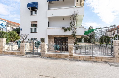 Kastel Stafilic Apartment | Awesome apartment in Kastel Stafilic with WiFi
